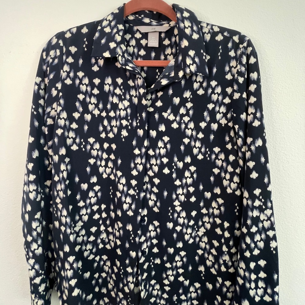 Long sleeve button up blouse - Picture 4 of 5